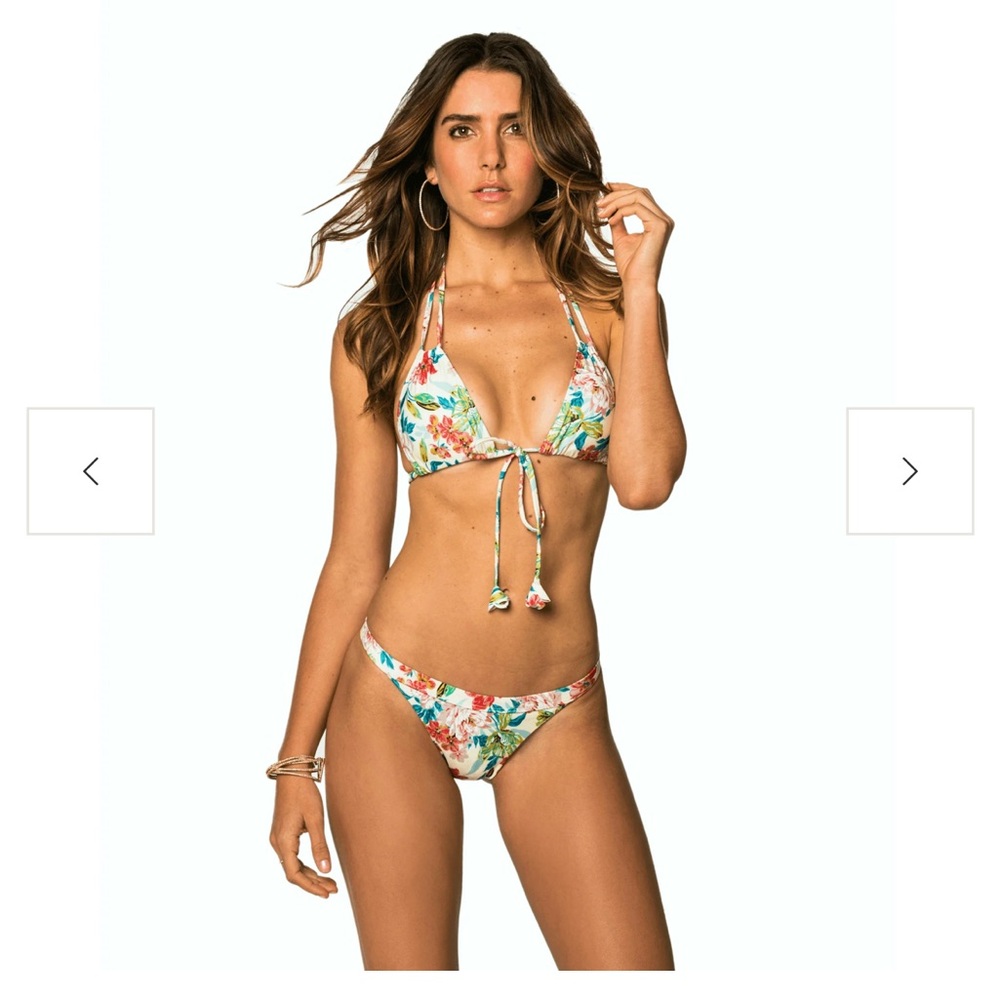 Soah Zyke Sicily Bikini Top - New with Tags